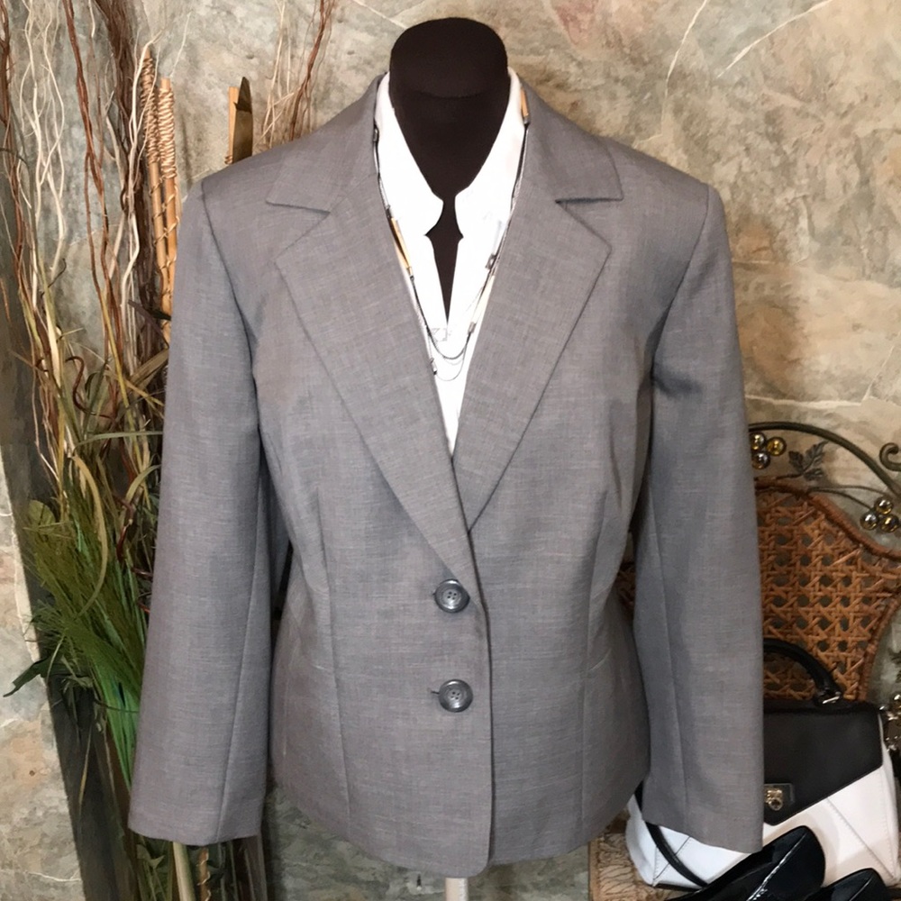 Gloria Vanderbilt 🌹stunning suit jacket coat blazer